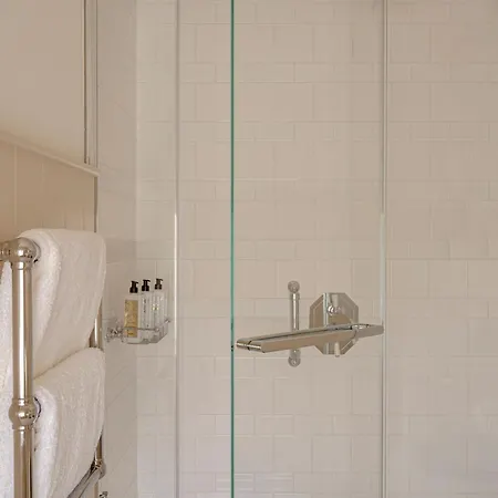 Palace Szálloda Cashel