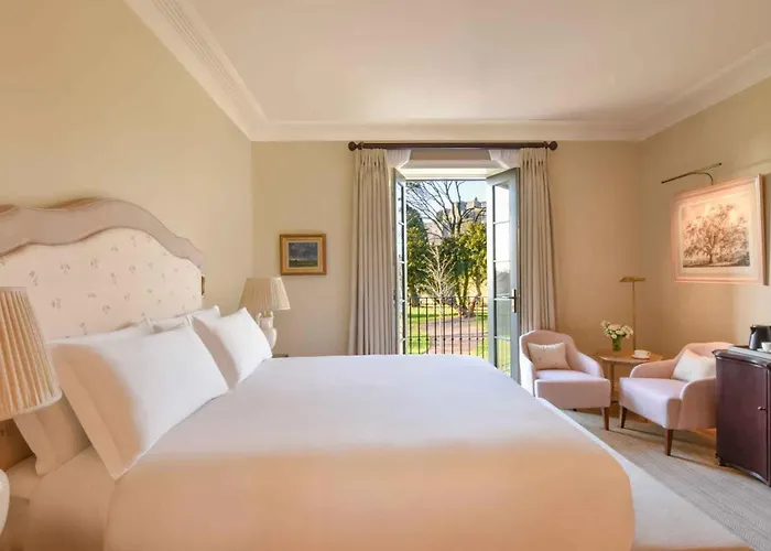 Palace 5*